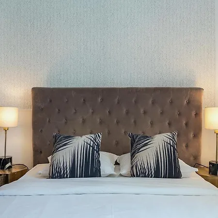 House Close To Lisbon 別荘 カレガド