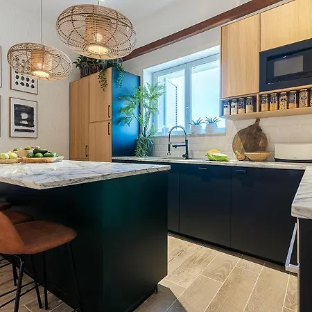 House Close To Lisbon *